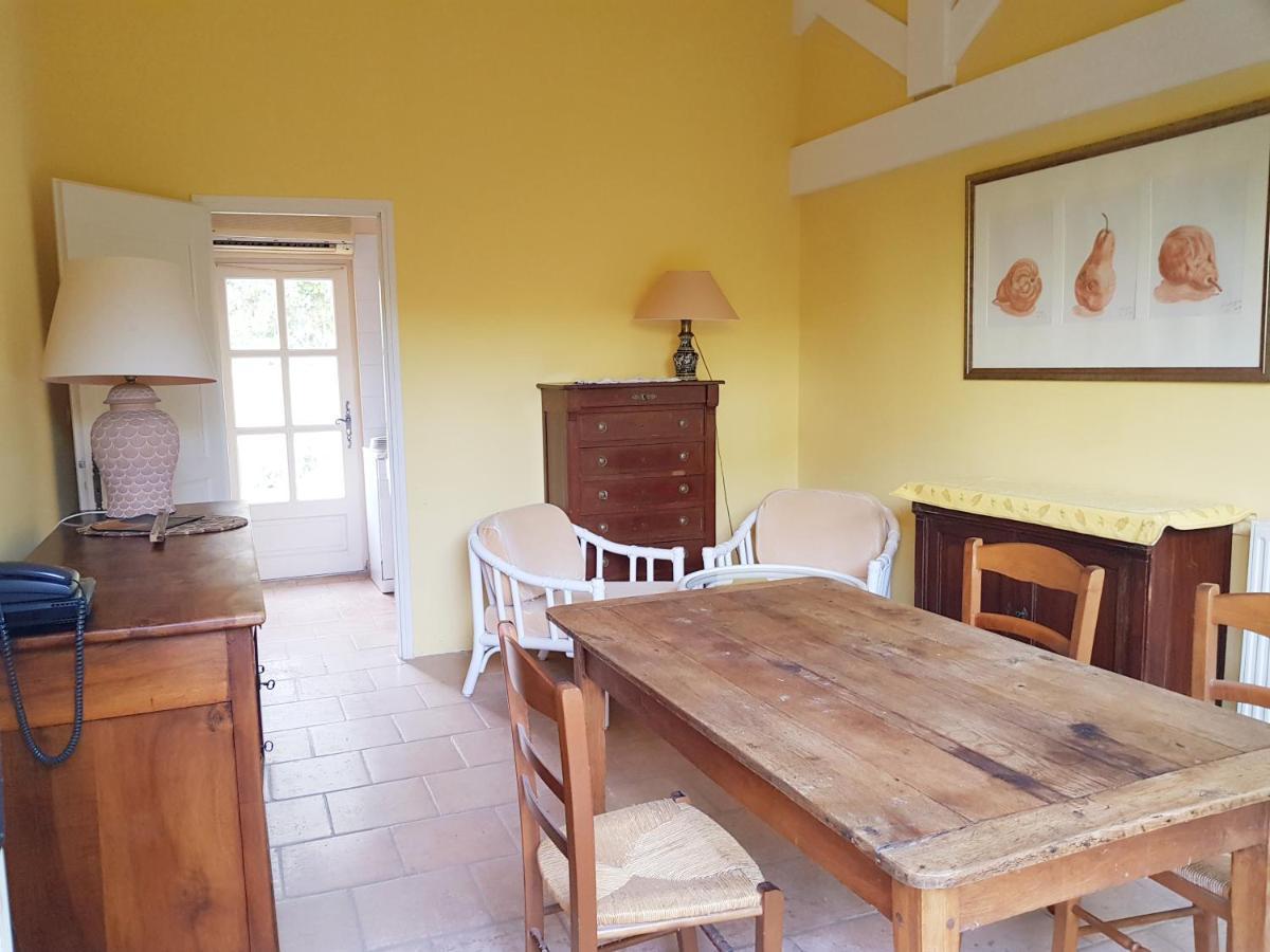 Mas des Figues La Ferme de Philippe #Ecotourism #Agrotourism #Ruraltourism #Countryhouselodge #zeropesticide #conversionbio #OrganicVegetarianBrunch 4* Saint-Rémy-de-Provence