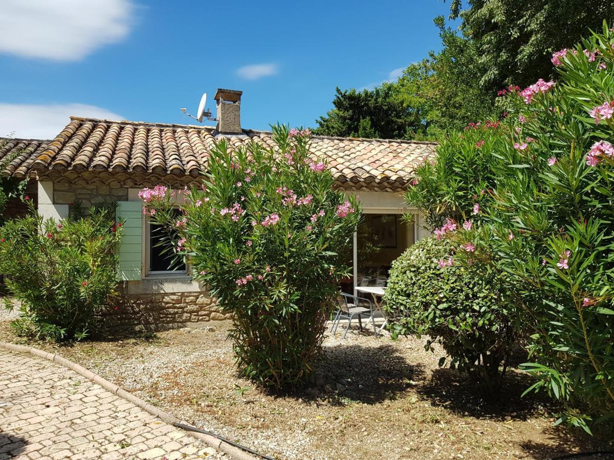Couette-café Mas des Figues La Ferme de Philippe #Ecotourism #Agrotourism #Ruraltourism #Countryhouselodge #zeropesticide #conversionbio #OrganicVegetarianBrunch