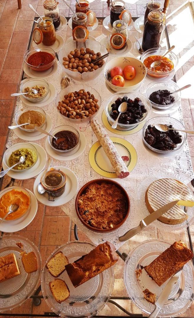 Mas Des Figues - Mas Xviiie - Tres Calme - Certifie Biologique Frbio10- Piscine Roseraie - Cuisine Maison Brunch Paysan Mediterraneen Potager Huile D'Olive Bio - Agritourisme - Alpilles Saint Remy De Provence - Ouvert Du 01E Mai Au 30 Septembre -