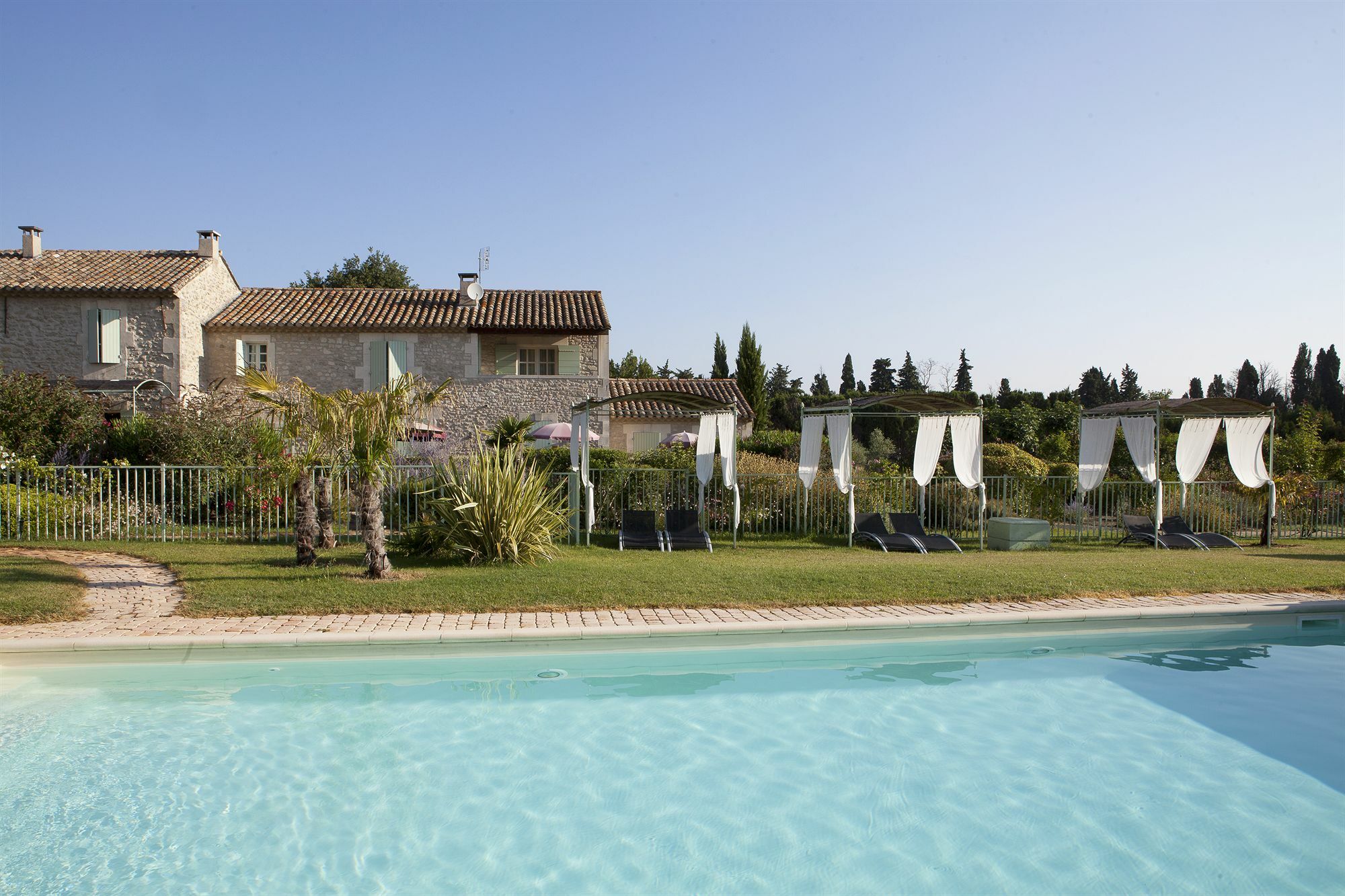 Mas Des Figues - Mas Xviiie - Tres Calme - Certifie Biologique Frbio10- Piscine Roseraie - Cuisine Maison Brunch Paysan Mediterraneen Potager Huile D'Olive Bio - Agritourisme - Alpilles Saint Remy De Provence - Ouvert Du 01E Mai Au 30 Septembre - 4*